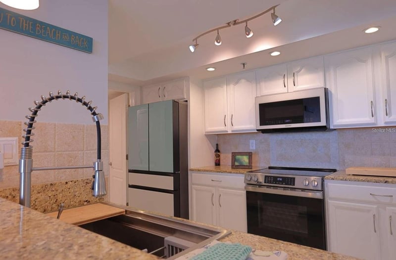 6372 Palma Del Mar Blvd #705, St Petersburg, FL 33715