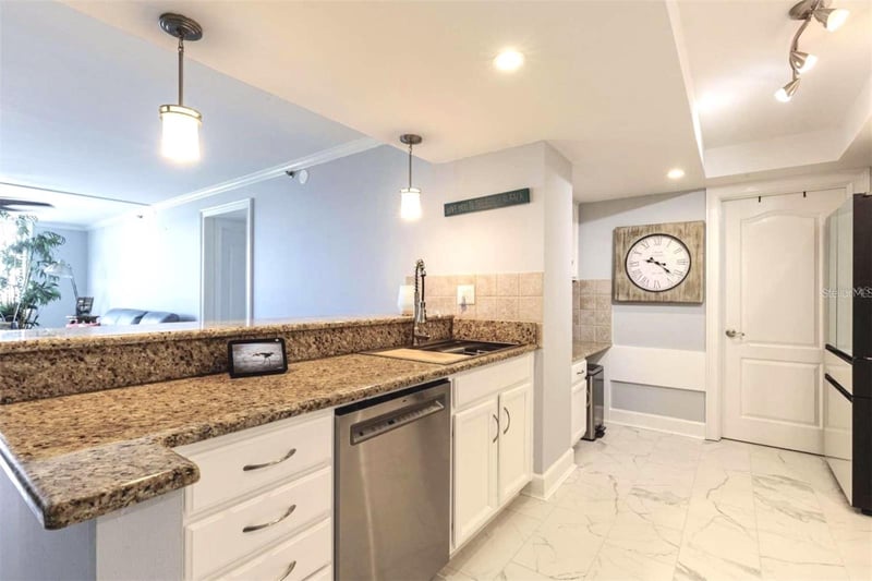 6372 Palma Del Mar Blvd #705, St Petersburg, FL 33715