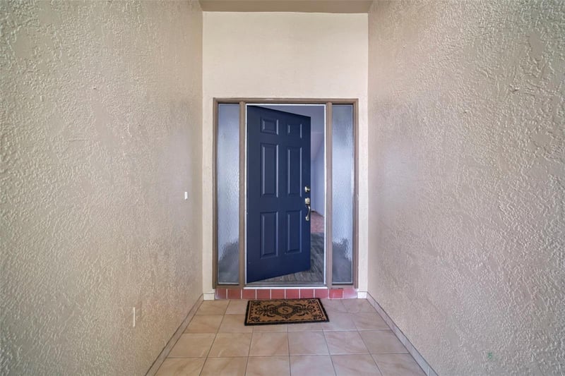 1609 Laughton Pl, Sun City Center, FL 33573