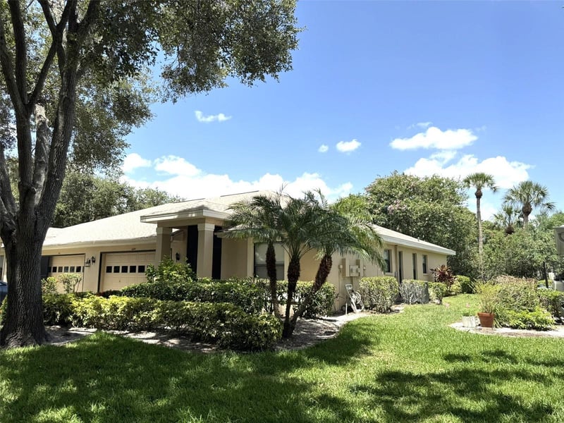 1609 Laughton Pl, Sun City Center, FL 33573