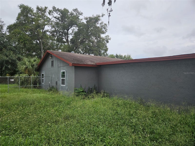 2007 Parsons Ave, Seffner, FL 33584