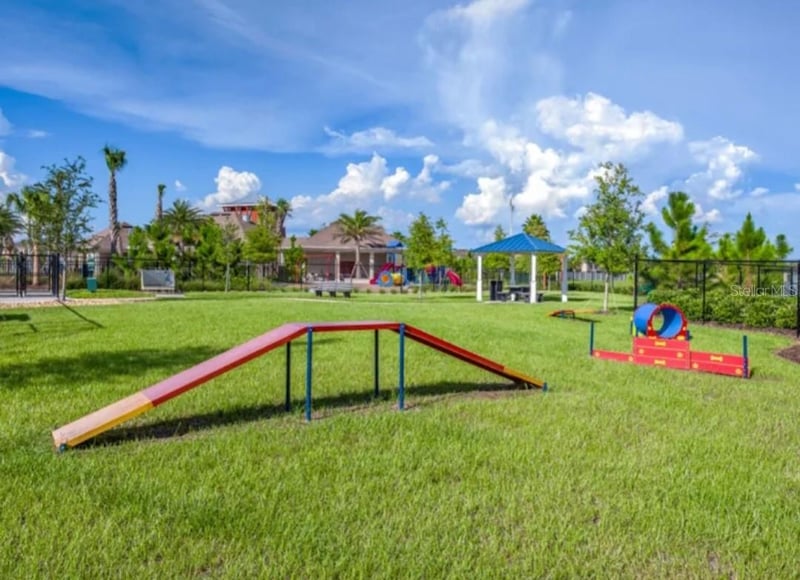 6531 Trent Creek Dr, Ruskin, FL 33573