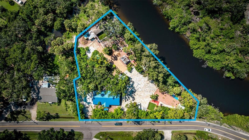 5909 Mohr Rd, Tampa, FL 33615