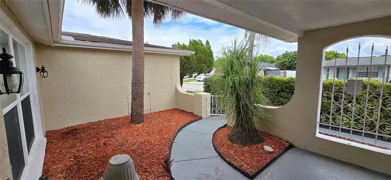 9125 Lunar Ln, Port Richey, FL 34668