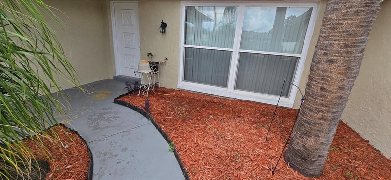 9125 Lunar Ln, Port Richey, FL 34668