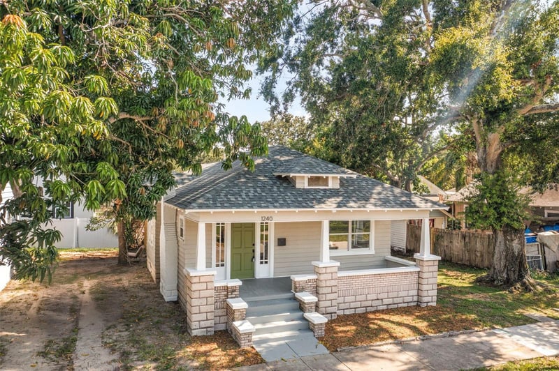 1240 James Ave, St Petersburg, FL 33705