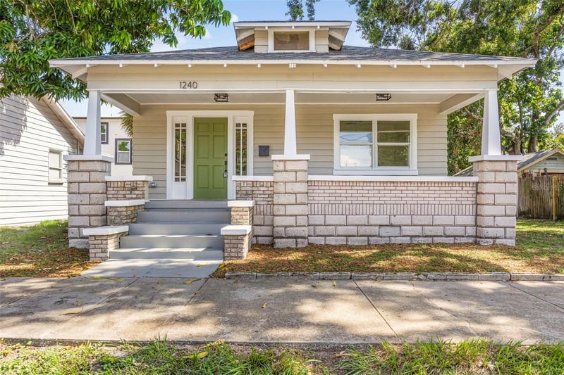 1240 James Ave, St Petersburg, FL 33705