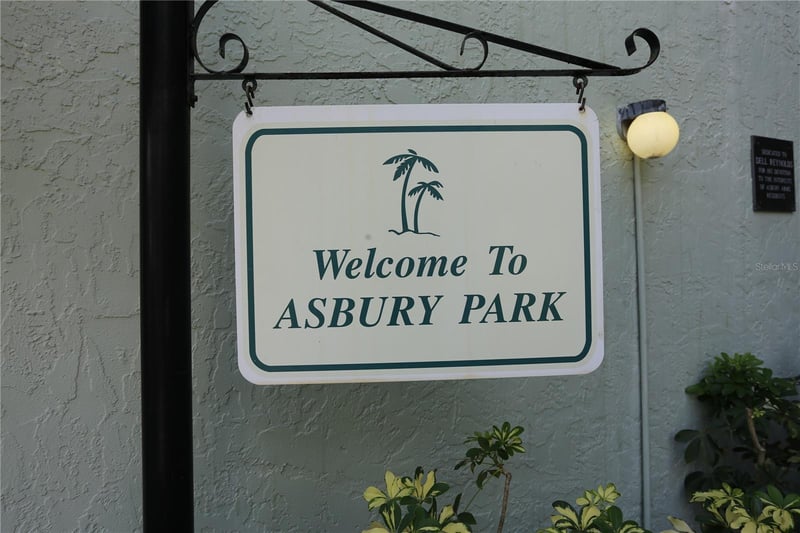 801 83rd Ave #309, St Petersburg, FL 33702