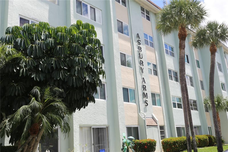 801 83rd Ave #309, St Petersburg, FL 33702