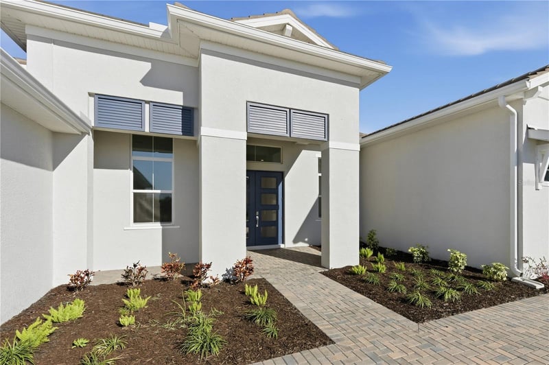 8061 Nevis Rn, Bradenton, FL 34202