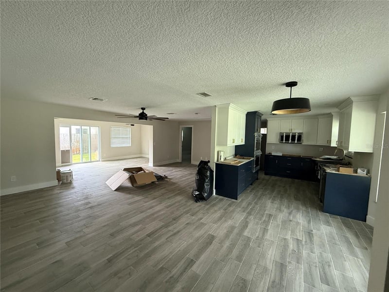 1950 Arvis Cir, Clearwater, FL 33764