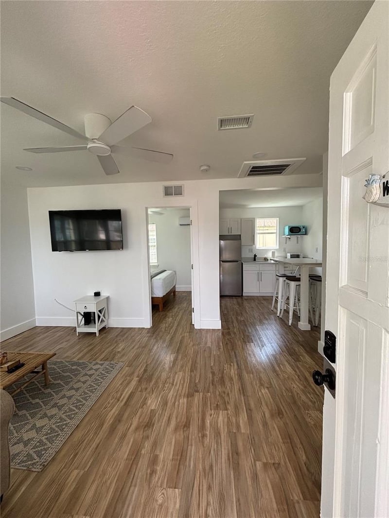 14141 Gulf Blvd #5, Madeira Beach, FL 33708