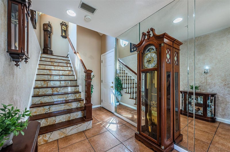 227 126th Ave, Treasure Island, FL 33706
