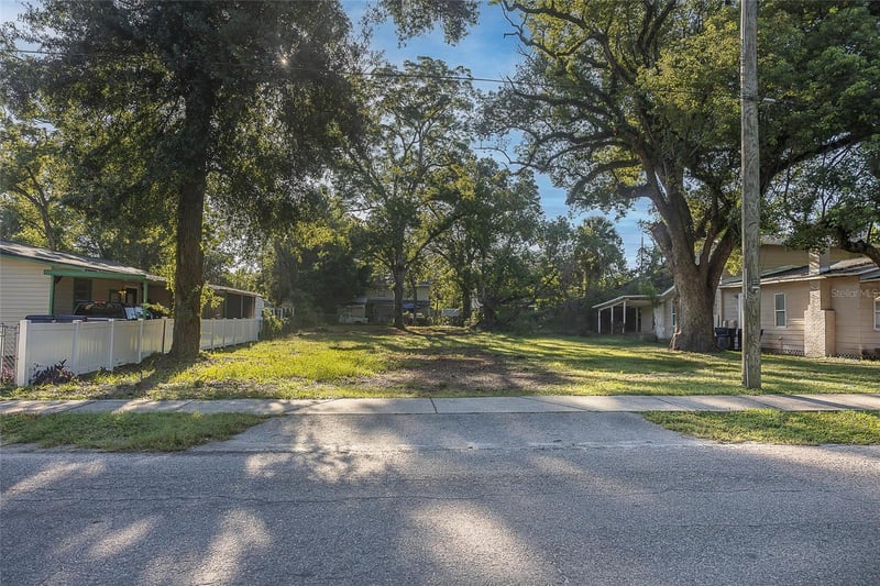 8409 Mulberry St, Tampa, FL 33604