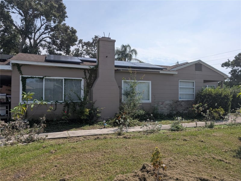 1830 58th St, Gulfport, FL 33707