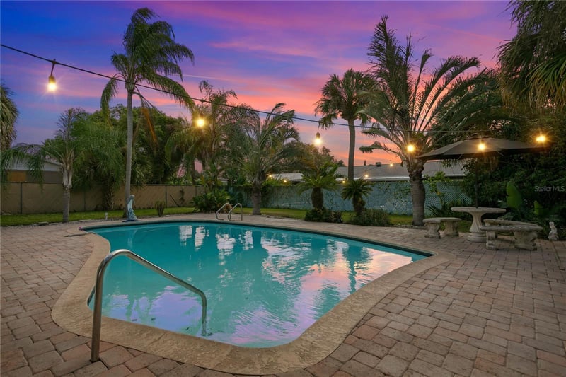 8412 Flagstone Dr, Tampa, FL 33615