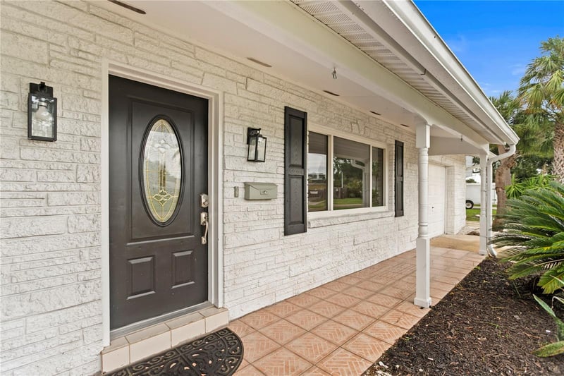 8412 Flagstone Dr, Tampa, FL 33615