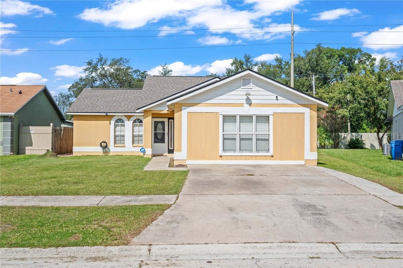 2108 Ridgemore Dr, Valrico, FL 33594
