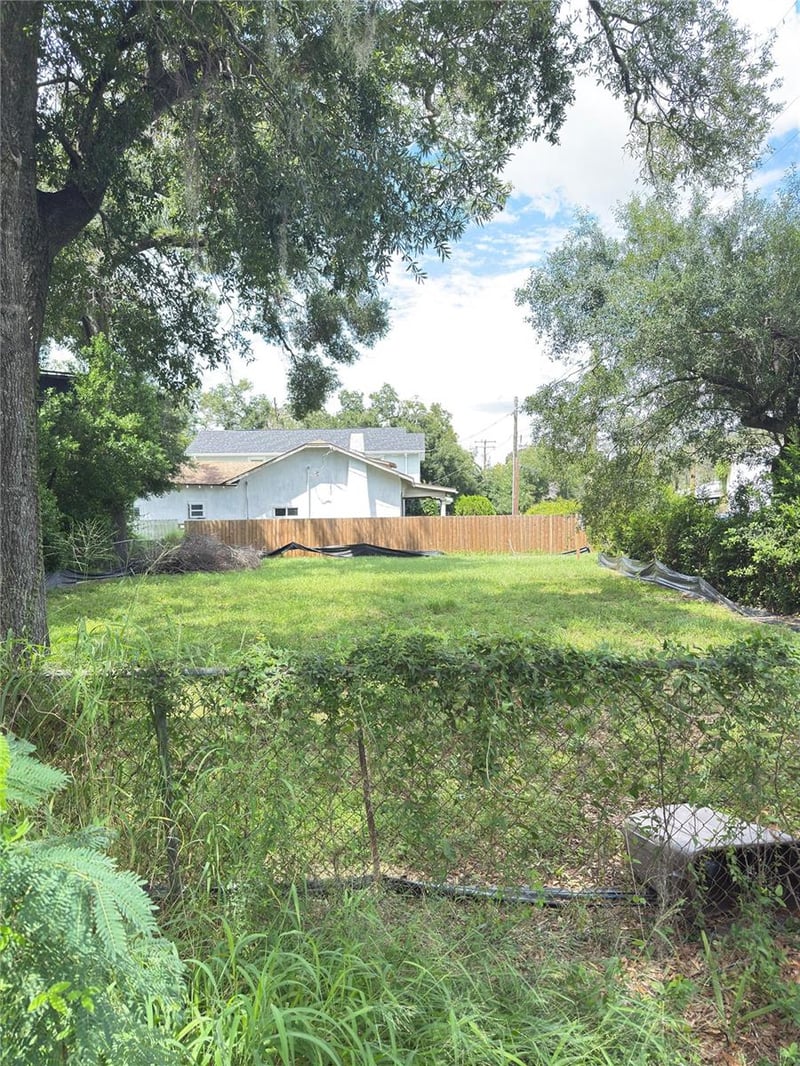 804 Knollwood St, Tampa, FL 33604