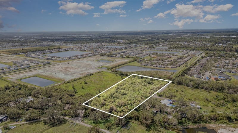 12th St, Ruskin, FL 33570