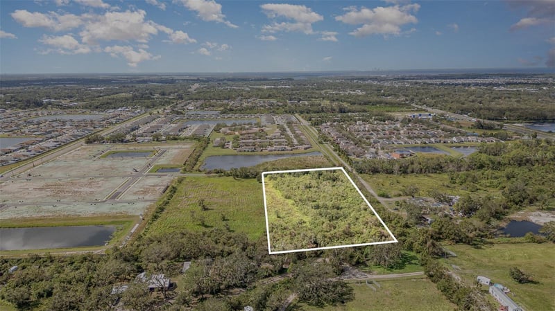 12th St, Ruskin, FL 33570