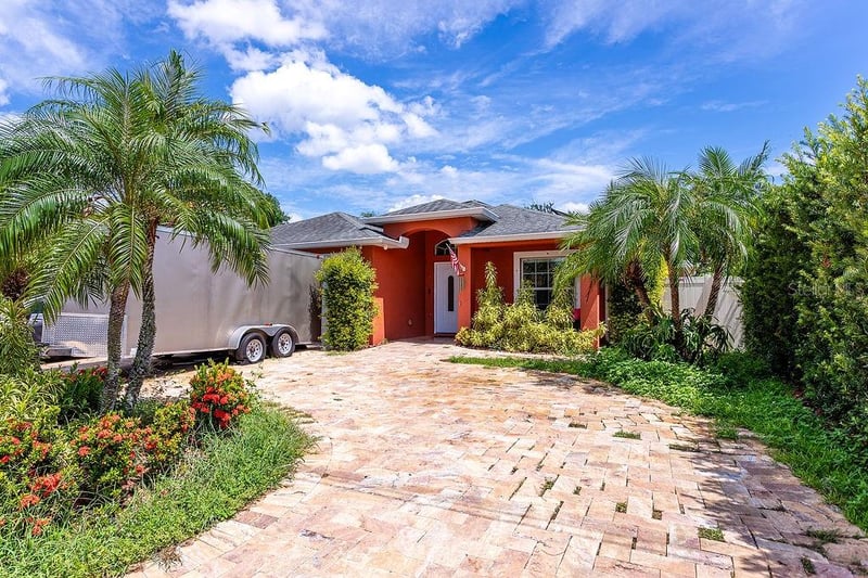 4907 Carlyle Rd, Tampa, FL 33615