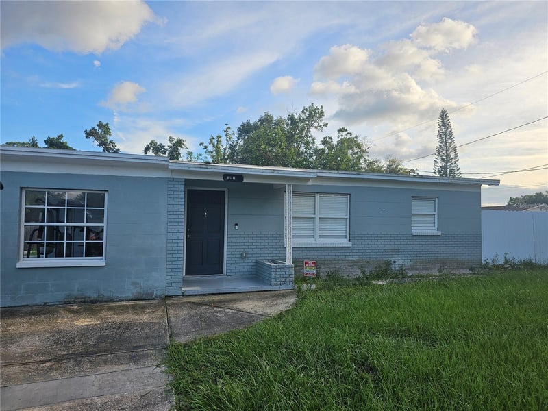 301 Seneca Ave, Tampa, FL 33612