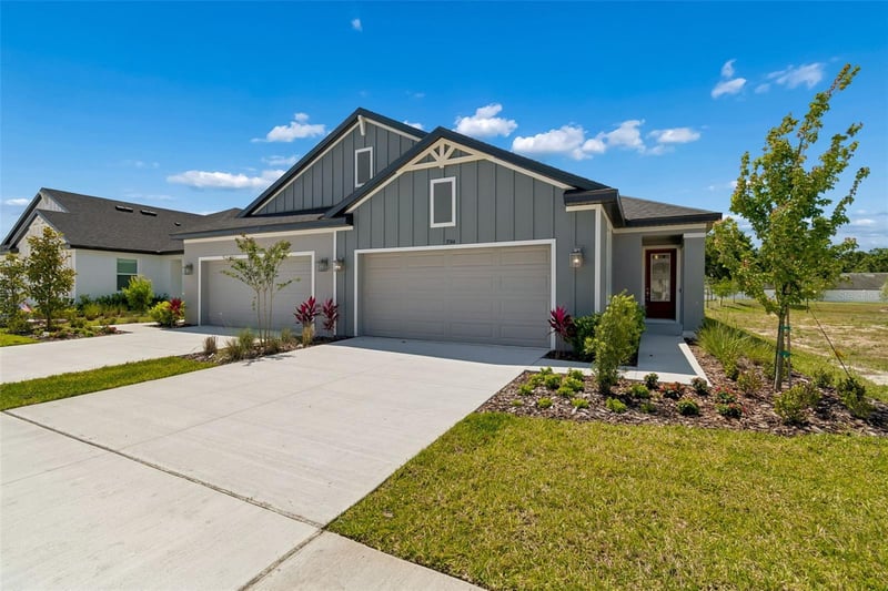 3744 Nandina Cir, Sun City Center, FL 33573