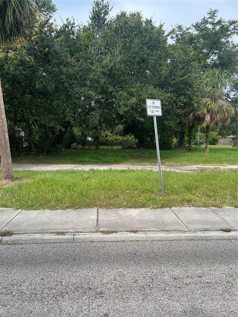 Martin Luther King Jr Ave, Clearwater, FL 33755