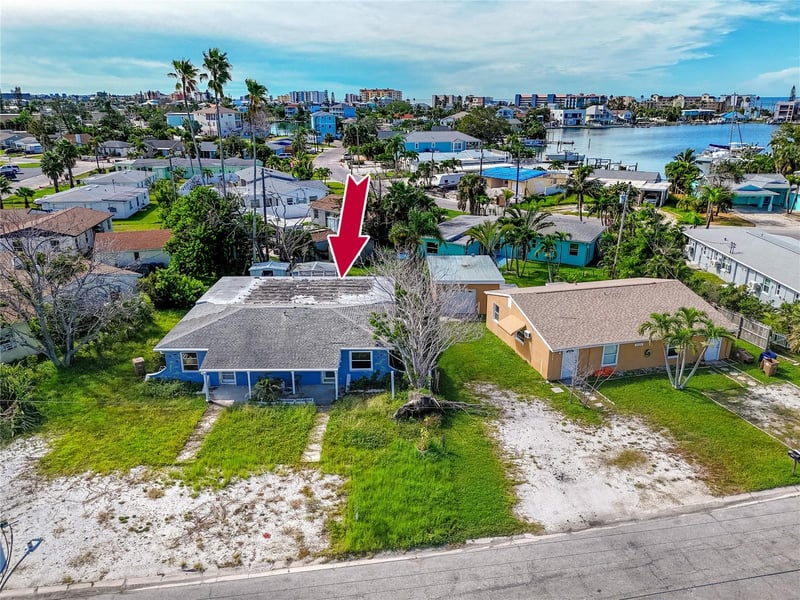 14204 Parsley Dr, Madeira Beach, FL 33708