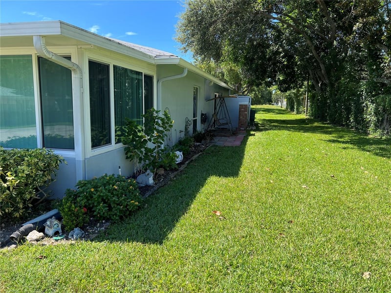 1614 Berwick Ct #D, Palm Harbor, FL 34684