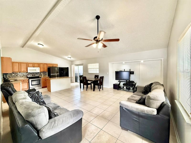 10309 Parkcrest Dr, Tampa, FL 33624