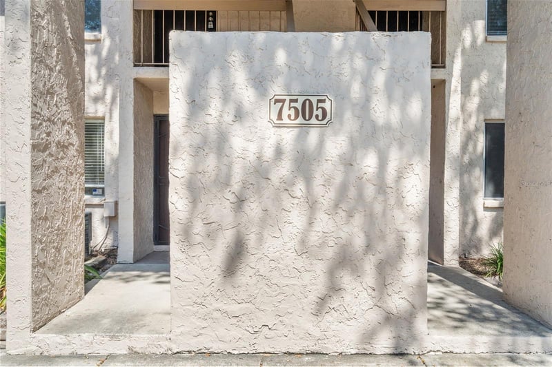 7505 Pitch Pine Cir #119, Tampa, FL 33617
