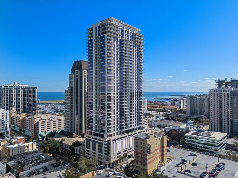 275 1st Ave #1001, St Petersburg, FL 33701