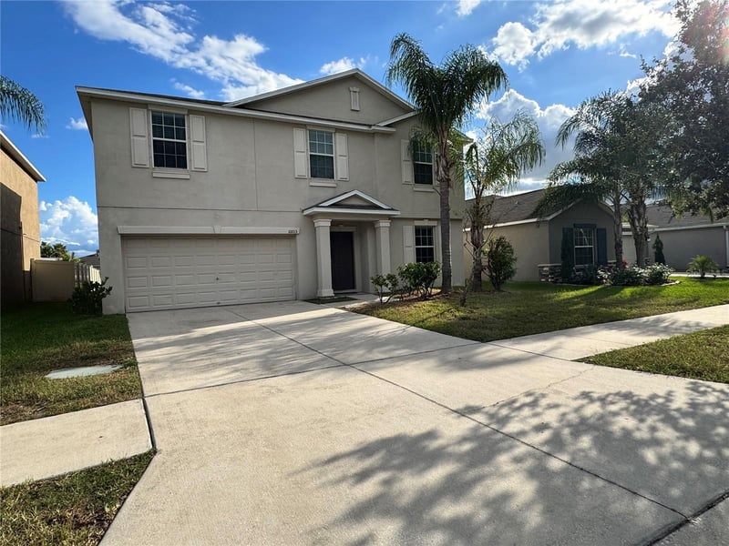 10013 Crested Fringe Dr, Riverview, FL 33578