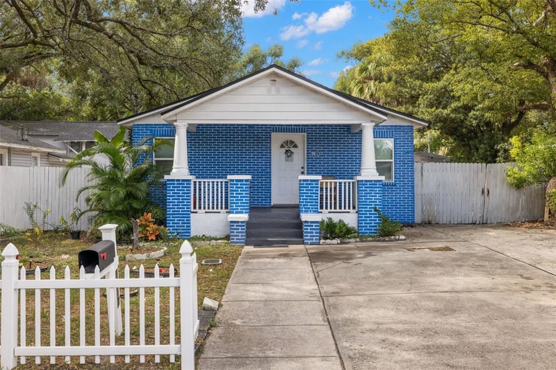 8012 11th St, Tampa, FL 33604