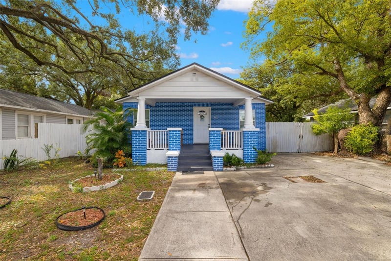 8012 11th St, Tampa, FL 33604