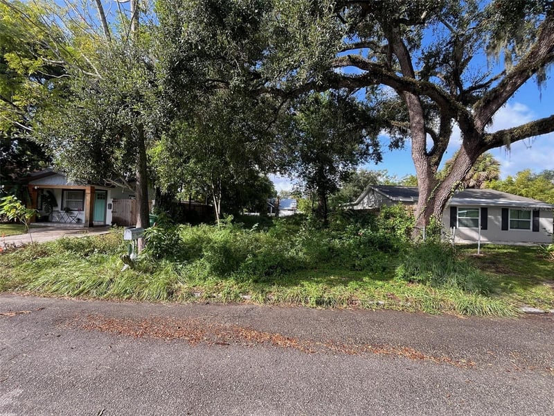 211 Emily St, Tampa, FL 33603