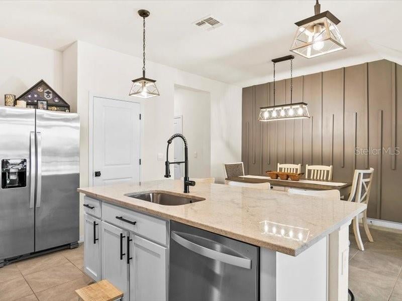 17741 Crescent Moon Loop, Bradenton, FL 34211