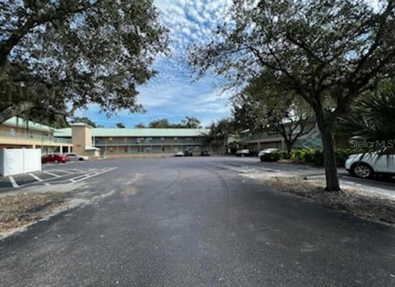 5816 Congress St #201, New Port Richey, FL 34653
