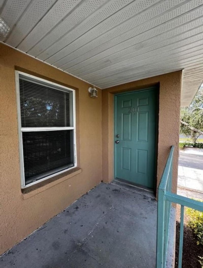 5816 Congress St #201, New Port Richey, FL 34653