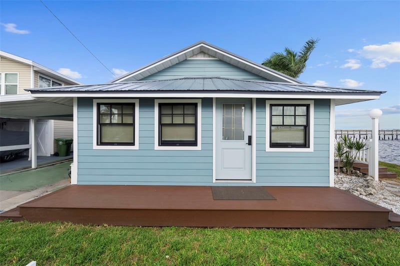 8 Parkview St, Bradenton, FL 34208