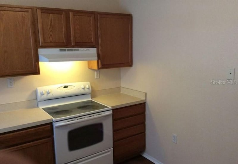 5816 Congress St #101, New Port Richey, FL 34653