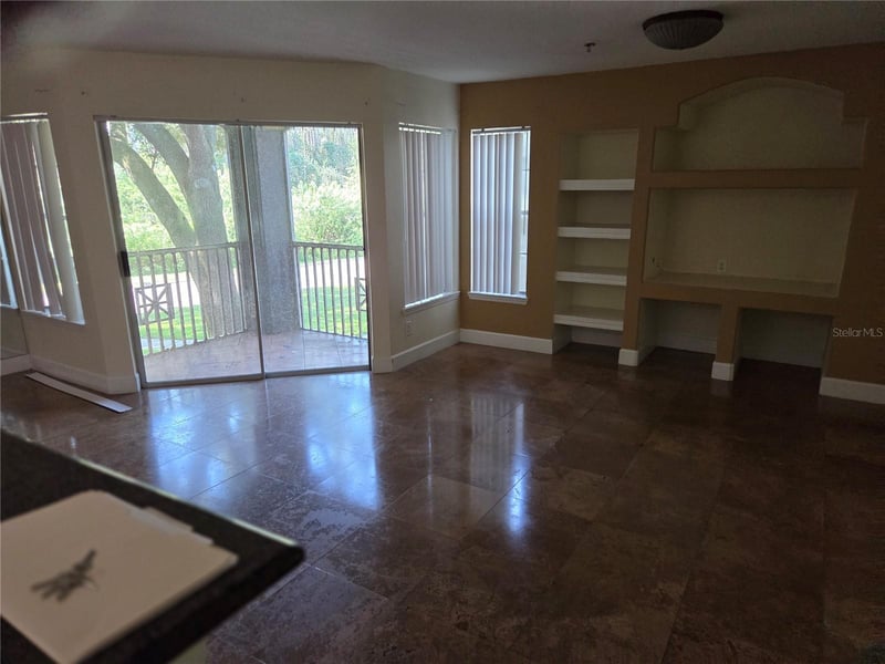 8513 Island Breeze Ln #202, Temple Terrace, FL 33637