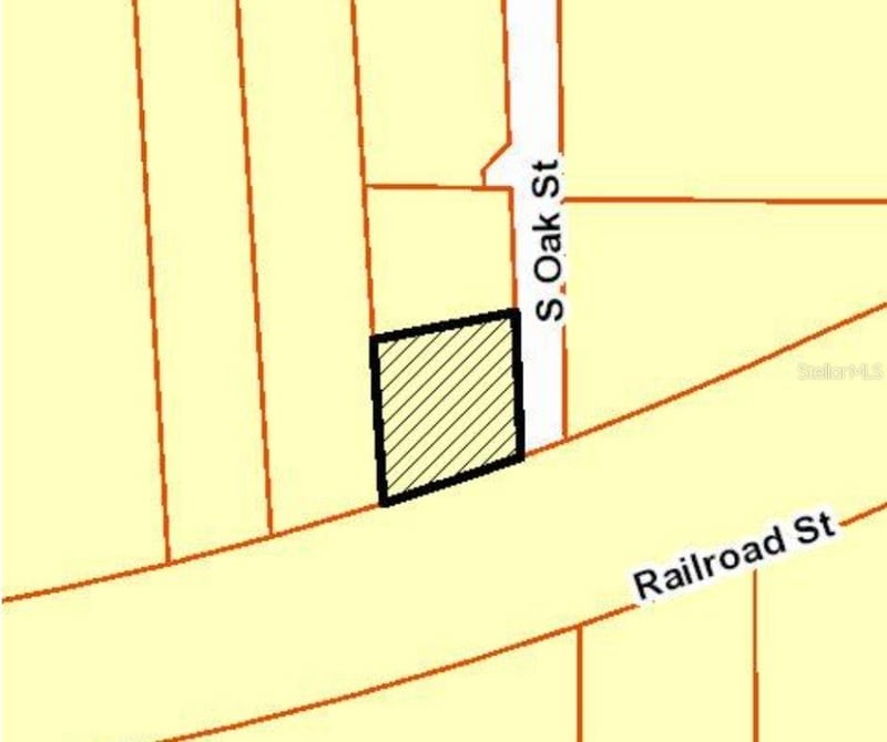 Oak St, Seffner, FL 33584