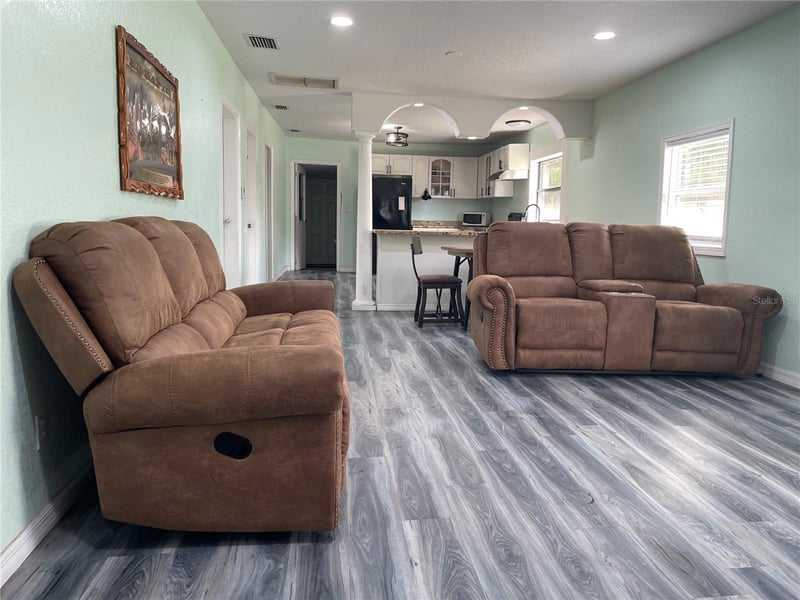 3816 Lone Oak Rd, Plant City, FL 33567