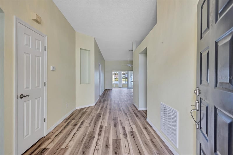 811 Staffordshire , Sun City Center, FL 33573