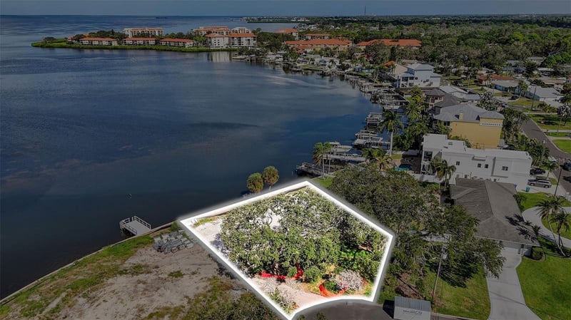 508 Driftwood Cir, Palm Harbor, FL 34683