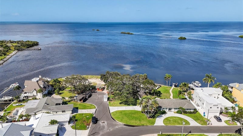 508 Driftwood Cir, Palm Harbor, FL 34683