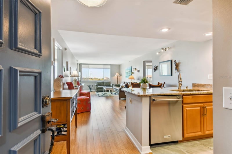 6372 Palma Del Mar Blvd #605, St Petersburg, FL 33715